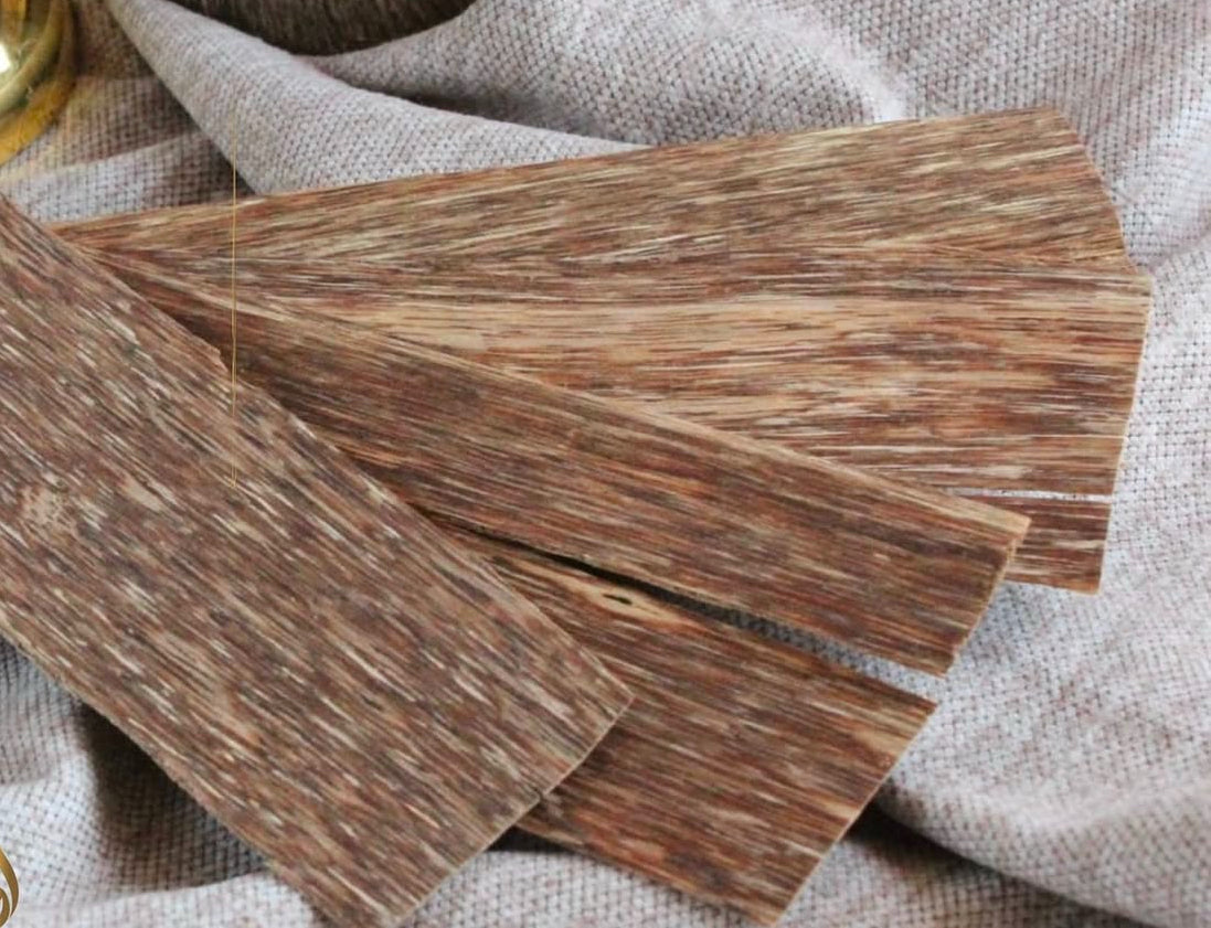 10 g flat  Vietnam 🇻🇳  oud super grade